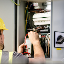 Electrical-Repairs-in-New-Orleans-LA-Trusted-Local-Electricians-at-MK-Electric-Man 0