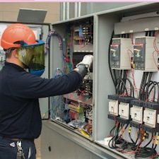 Electricians-in-New-Orleans-Providing-Electrical-Repairs-to-Homes-and-Businesses 0