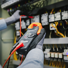 Fontainebleau-Marlyville-Neighborhood-New-Orleans-Licensed-Electrician-Providing-Knob-and-Tube-Wiring-Repairs 1