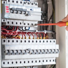 Lower-Garden-District-New-Orleans-Electrician-Solving-Power-Outages-With-Circuit-Breaker-Panel-Repairs 0