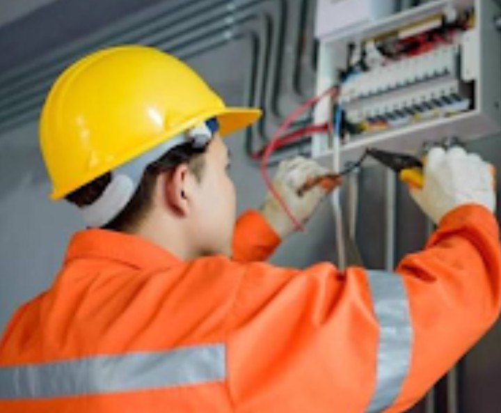 MK Electric Man - New Orleans Favorite Friendly Family Electrician