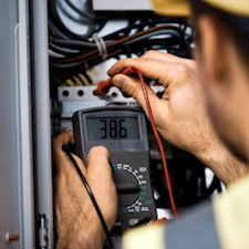 MK-Electric-Man-New-Orleans-Favorite-Friendly-Family-Electrician 0
