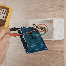 Outlet-Receptacle-Installation-Repair-in-New-Orleans-LA-Safe-Electrical-Solutions-by-MK-Electric-Man 1