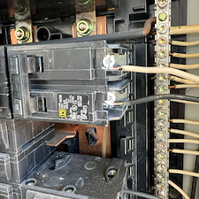 Professional-Water-Heater-and-Circuit-Breaker-Repairs-in-New-Orleans-LA-by-MK-Electric-Man 2