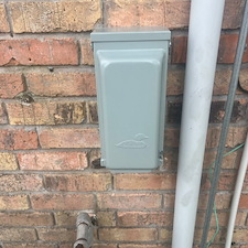 Top-Quality-EV-Charger-Installation-in-New-Orleans-LA-by-MK-Electric-Man 1