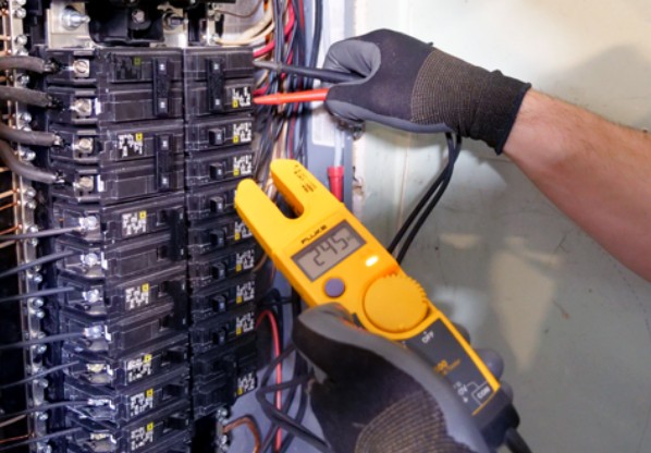 Top Signs You Need an Electrical Panel Upgrade in New Orleans